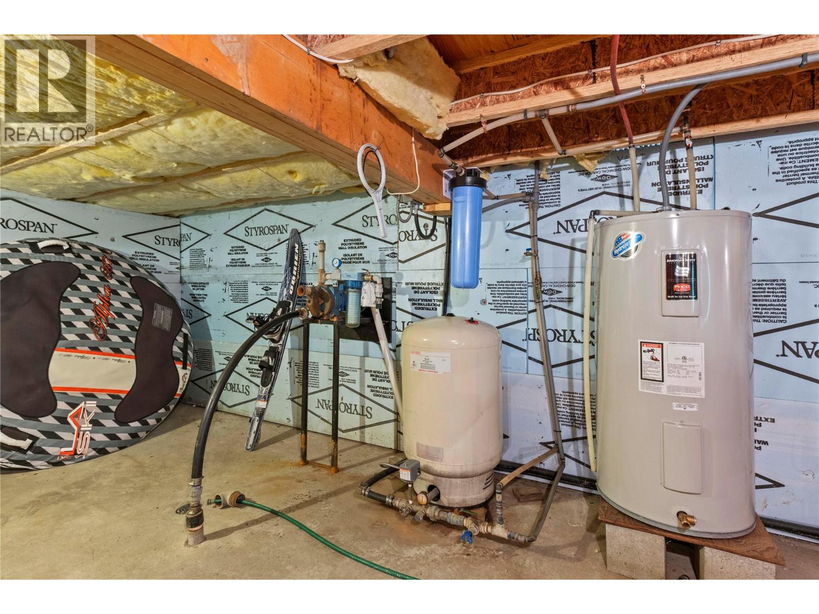 4006 Express Point Road, Scotch Creek