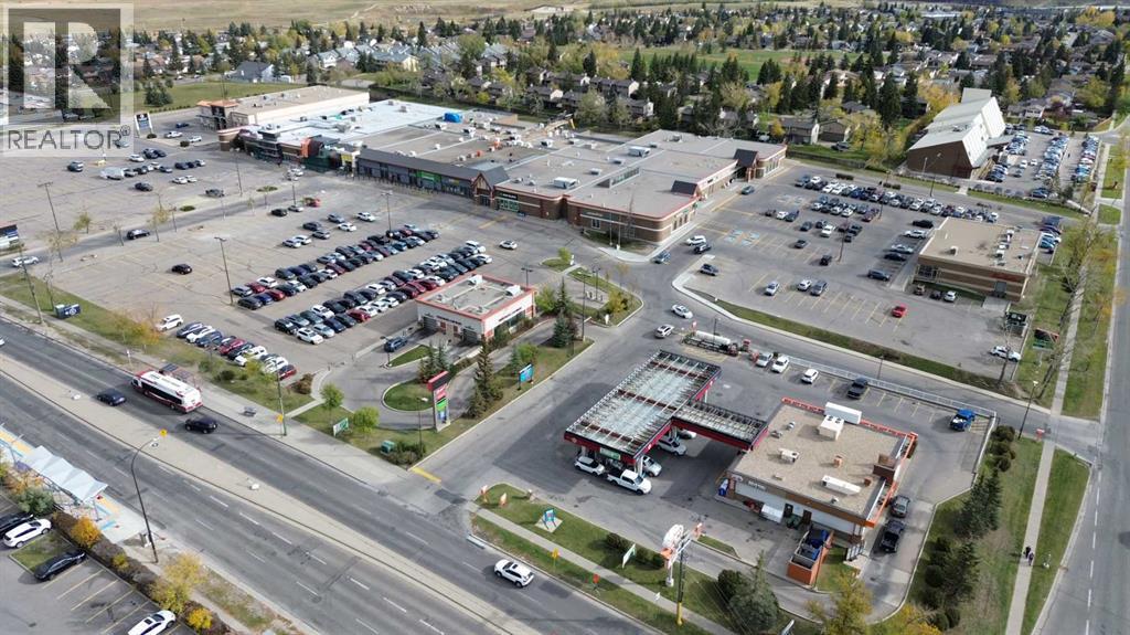 
          39 Bermuda Drive
            <br/>
            <span>Calgary</span>
            , 
            <span>AB</span>
             <span>T3K1H5</span>
         - Photo 40