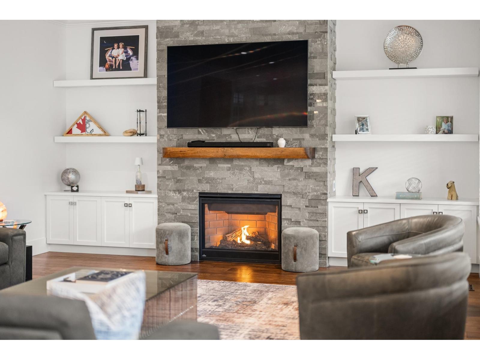 20327 94A AVENUE, Langley