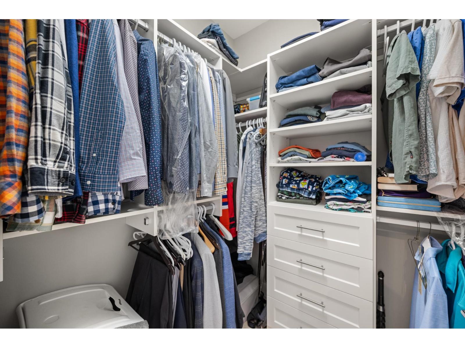 20327 94A AVENUE, Langley