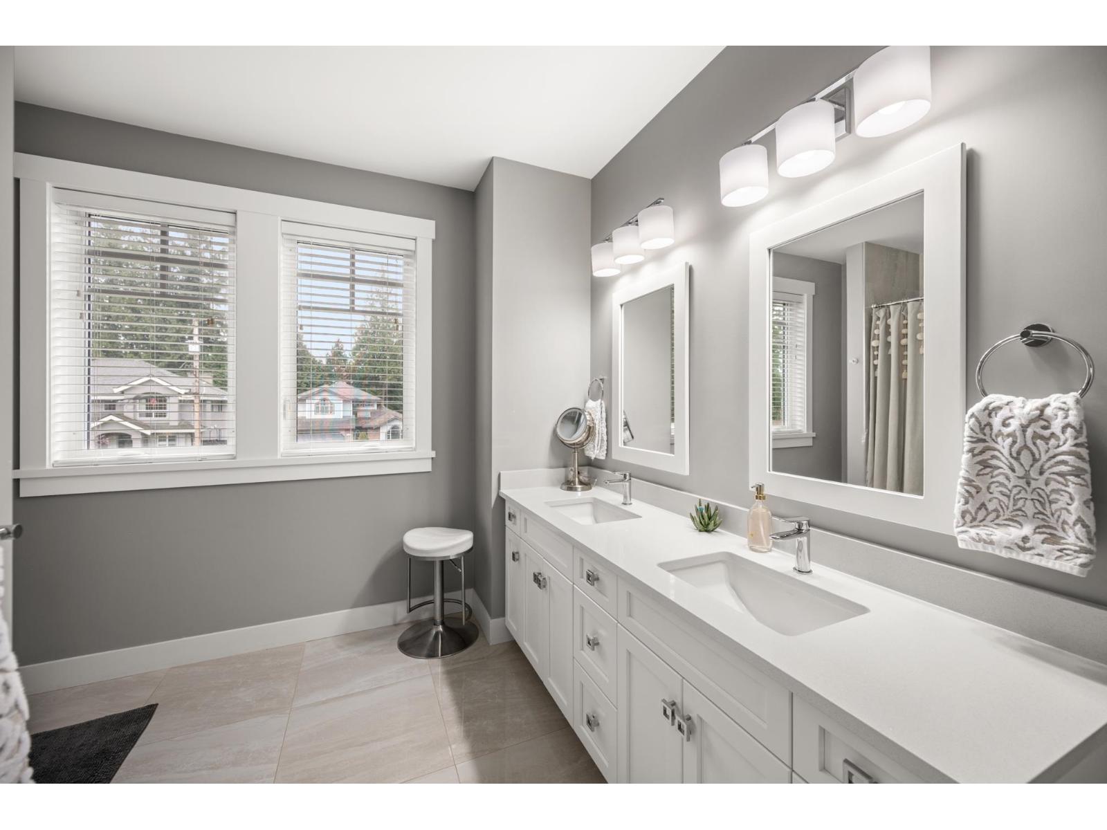 20327 94A AVENUE, Langley