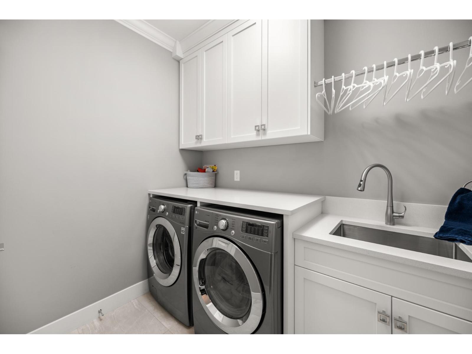 20327 94A AVENUE, Langley