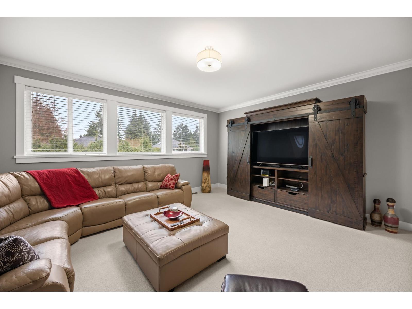 20327 94A AVENUE, Langley