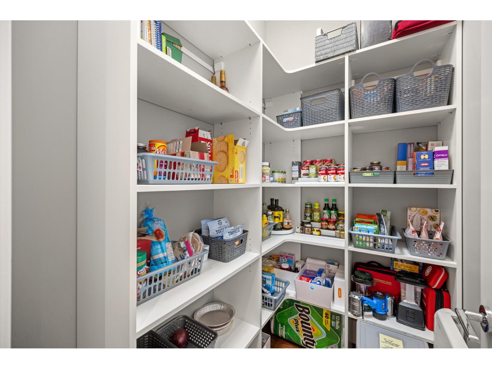 20327 94A AVENUE, Langley