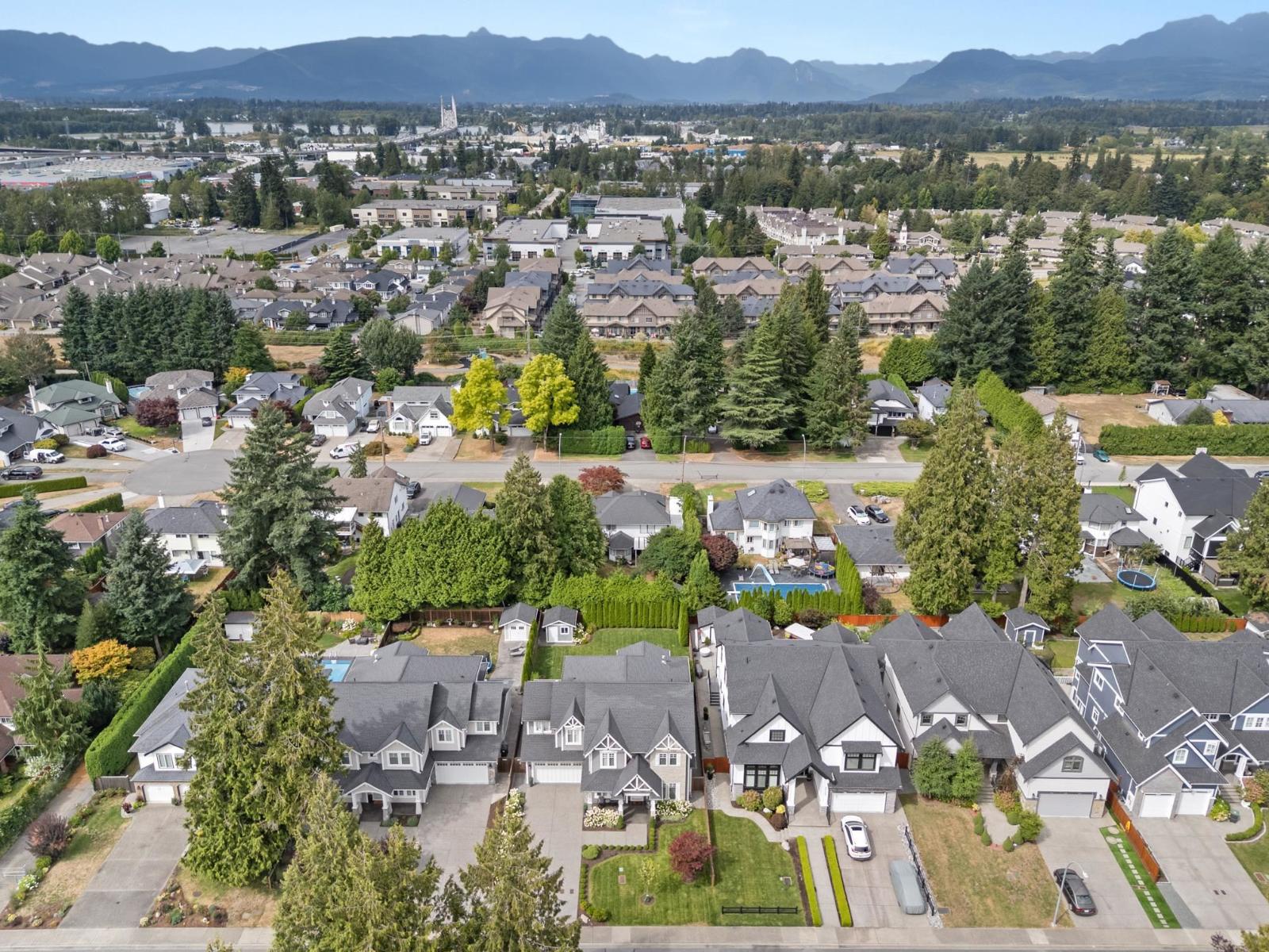 20327 94A AVENUE, Langley