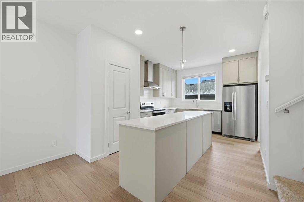 Single Family House for Sale in  Savanna Place NE Saddle Ridge Calgary 