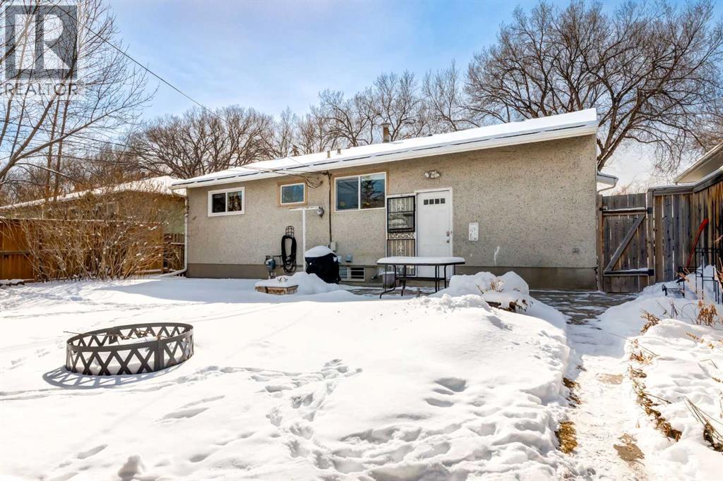 Single Family House Bungalow for Sale in  Avonburn Road SE Acadia Calgary 