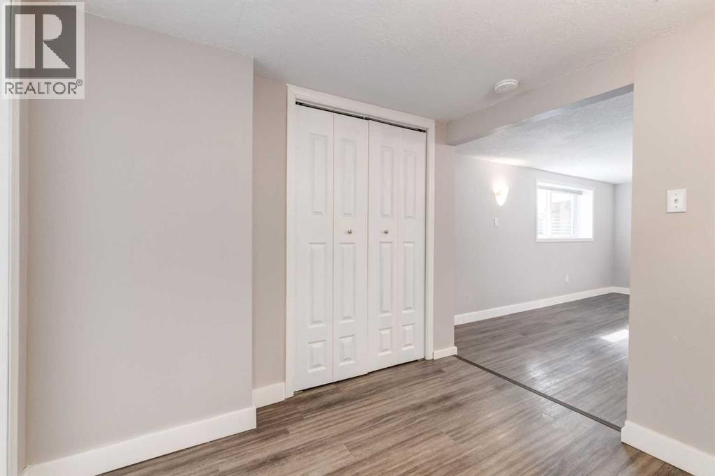 Single Family House Bungalow for Sale in  Avonburn Road SE Acadia Calgary 