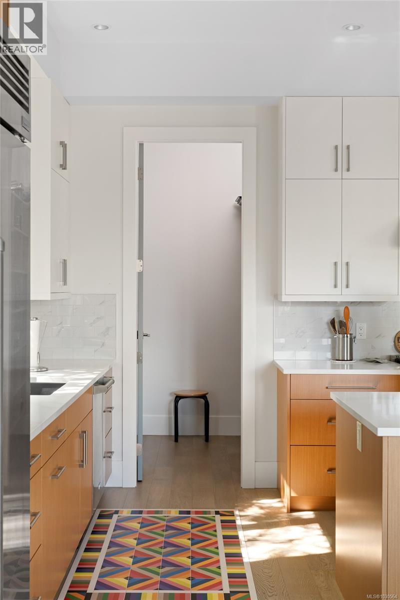 111 Moss St, Victoria