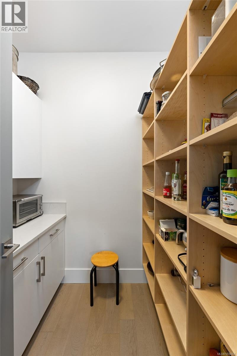 111 Moss St, Victoria