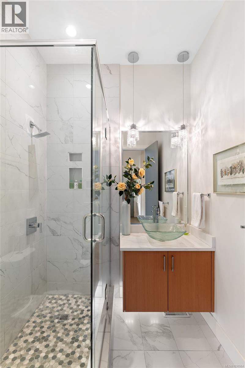 111 Moss St, Victoria