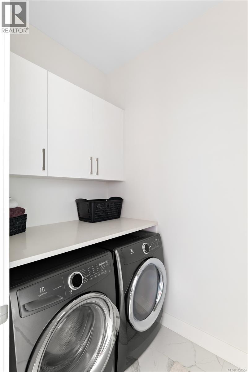 111 Moss St, Victoria