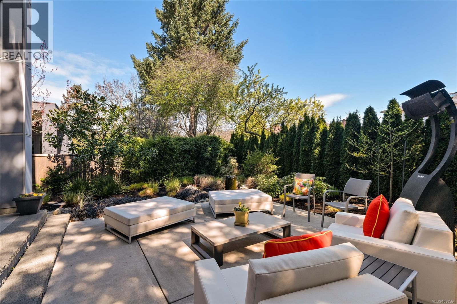 111 Moss St, Victoria