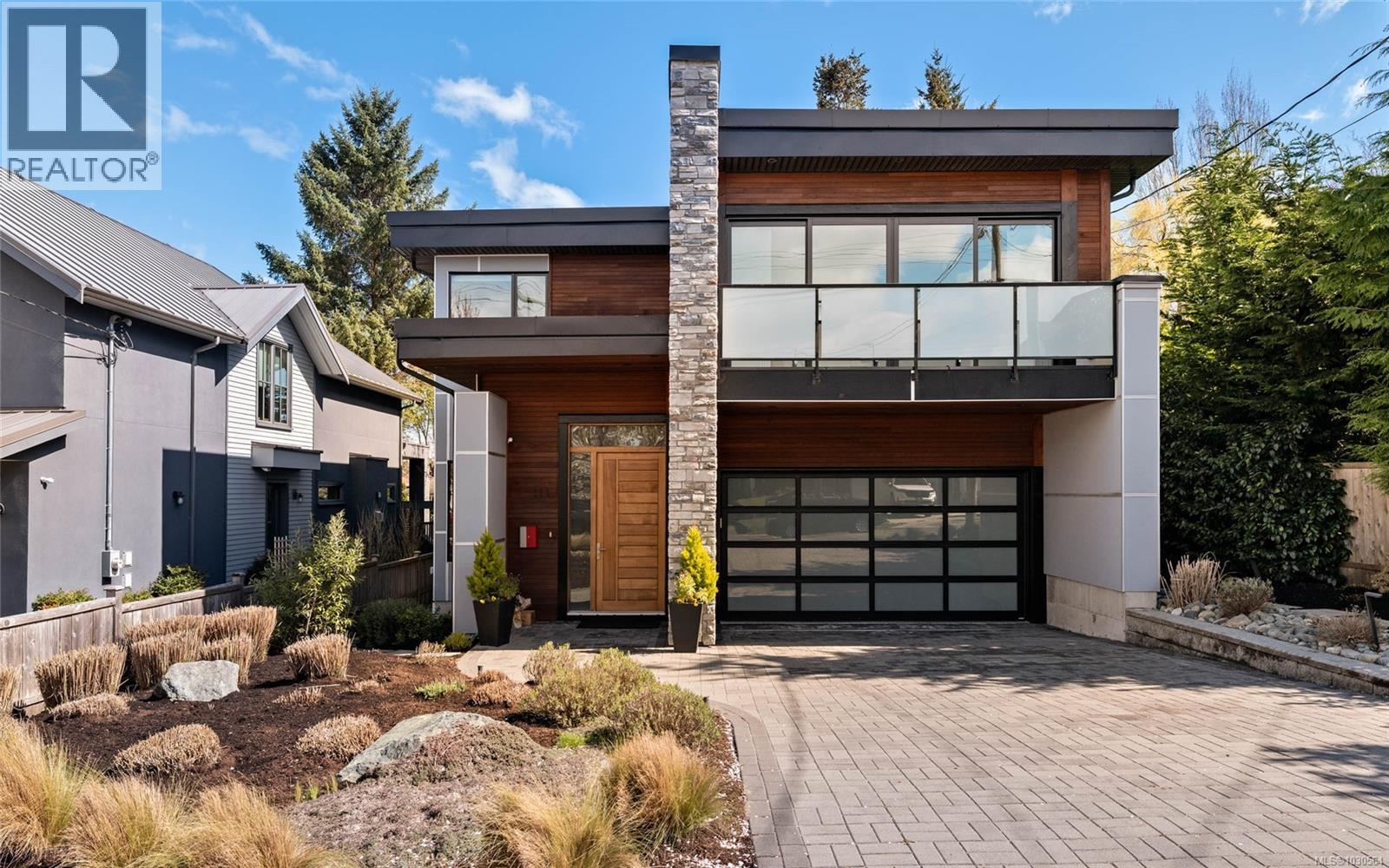 111 Moss St, Victoria