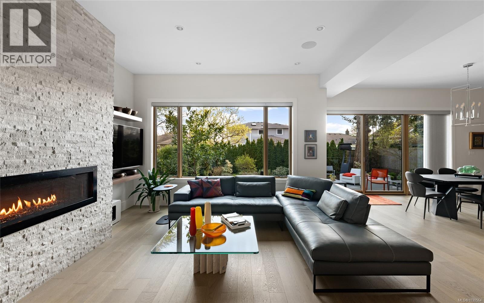 111 Moss St, Victoria