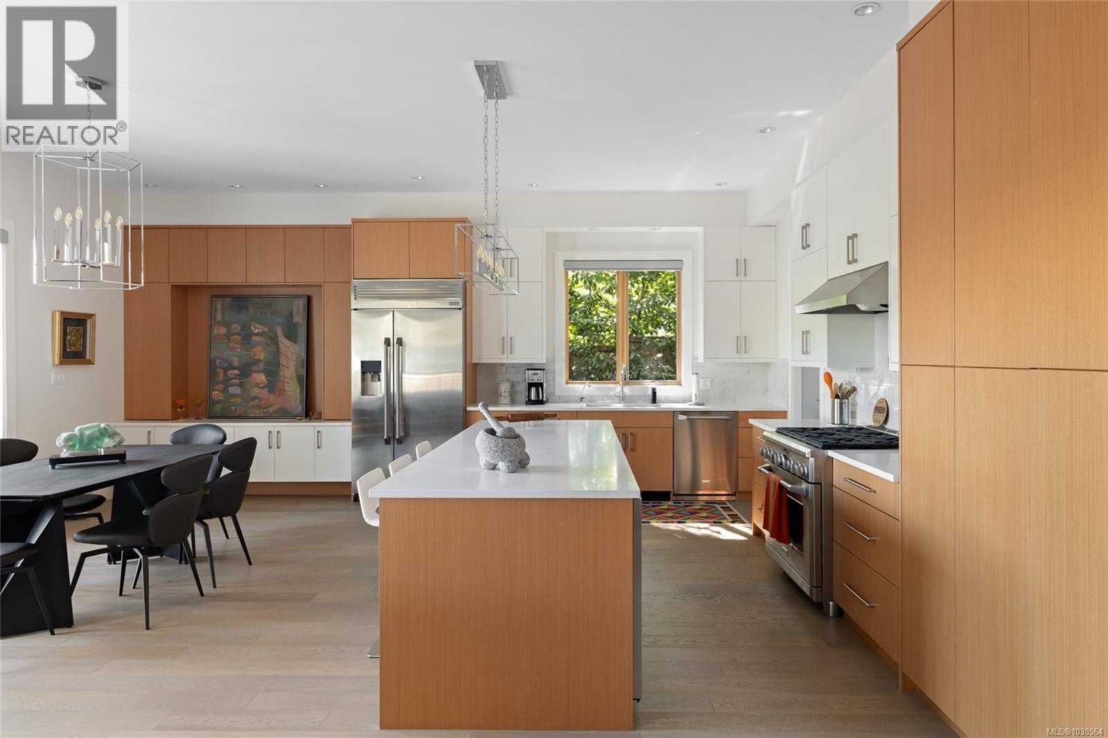 111 Moss St, Victoria