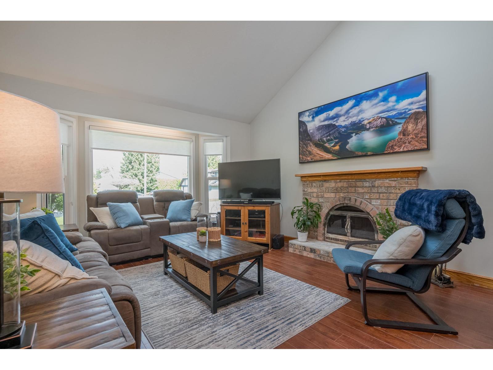 20554 94B AVENUE, Langley