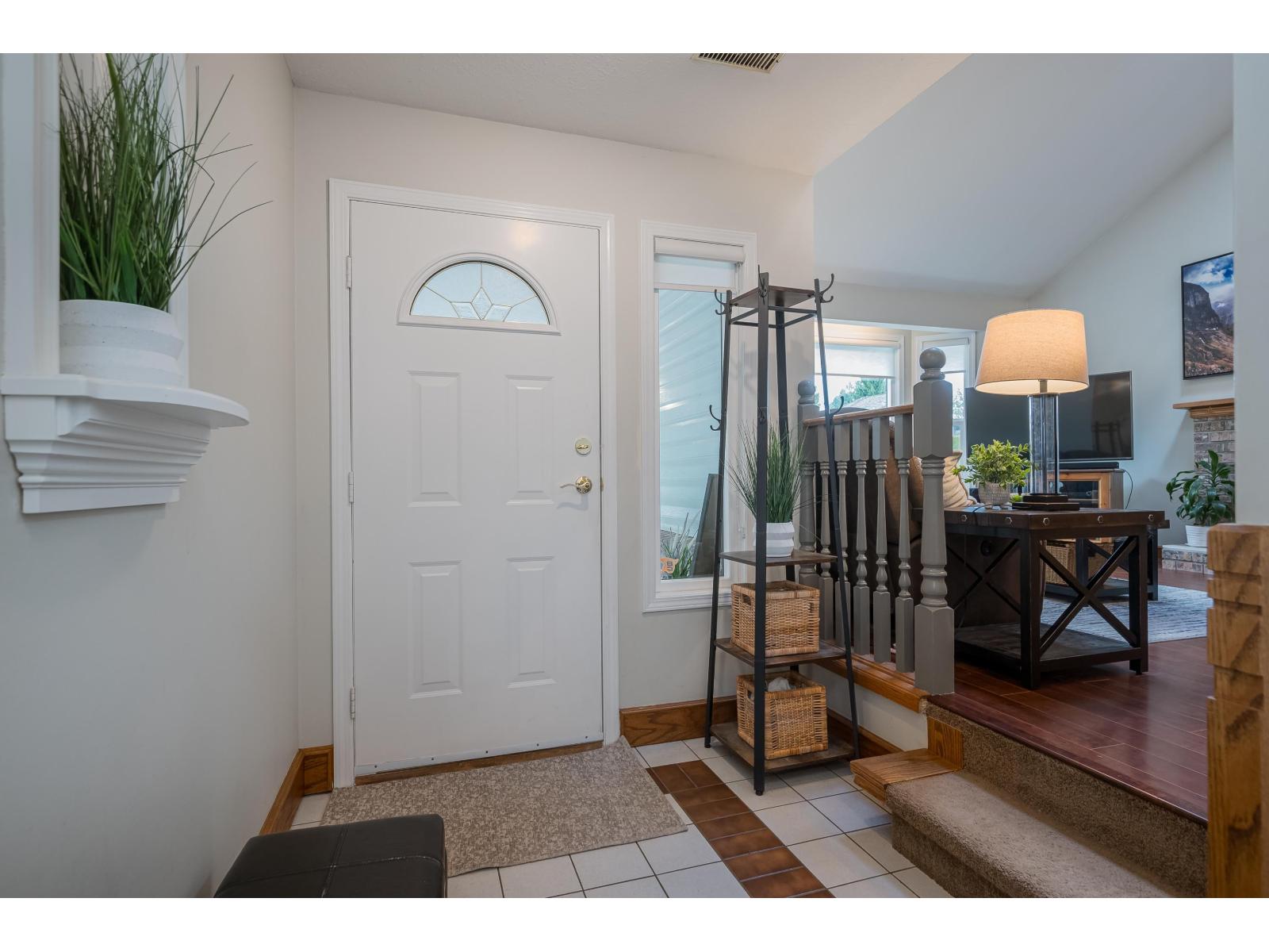 20554 94B AVENUE, Langley