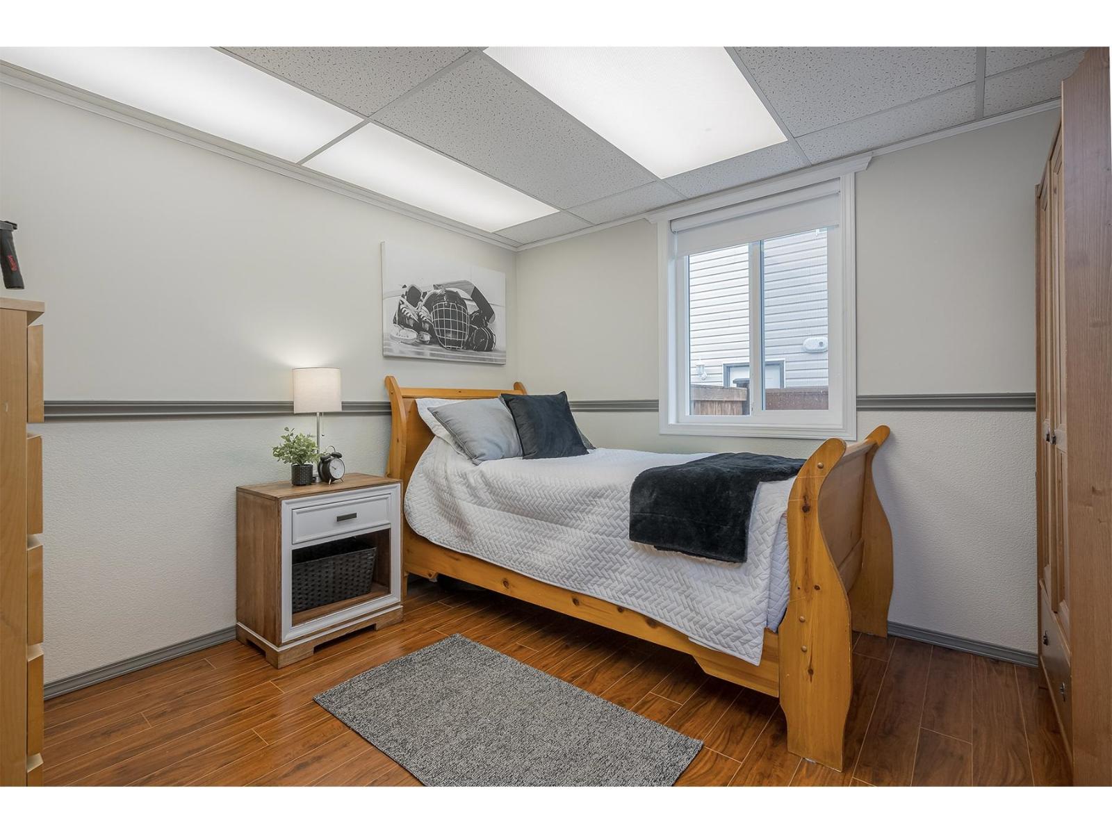 20554 94B AVENUE, Langley