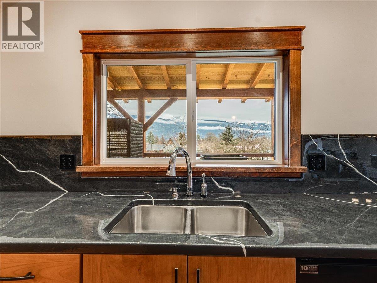 422 View Street - 44