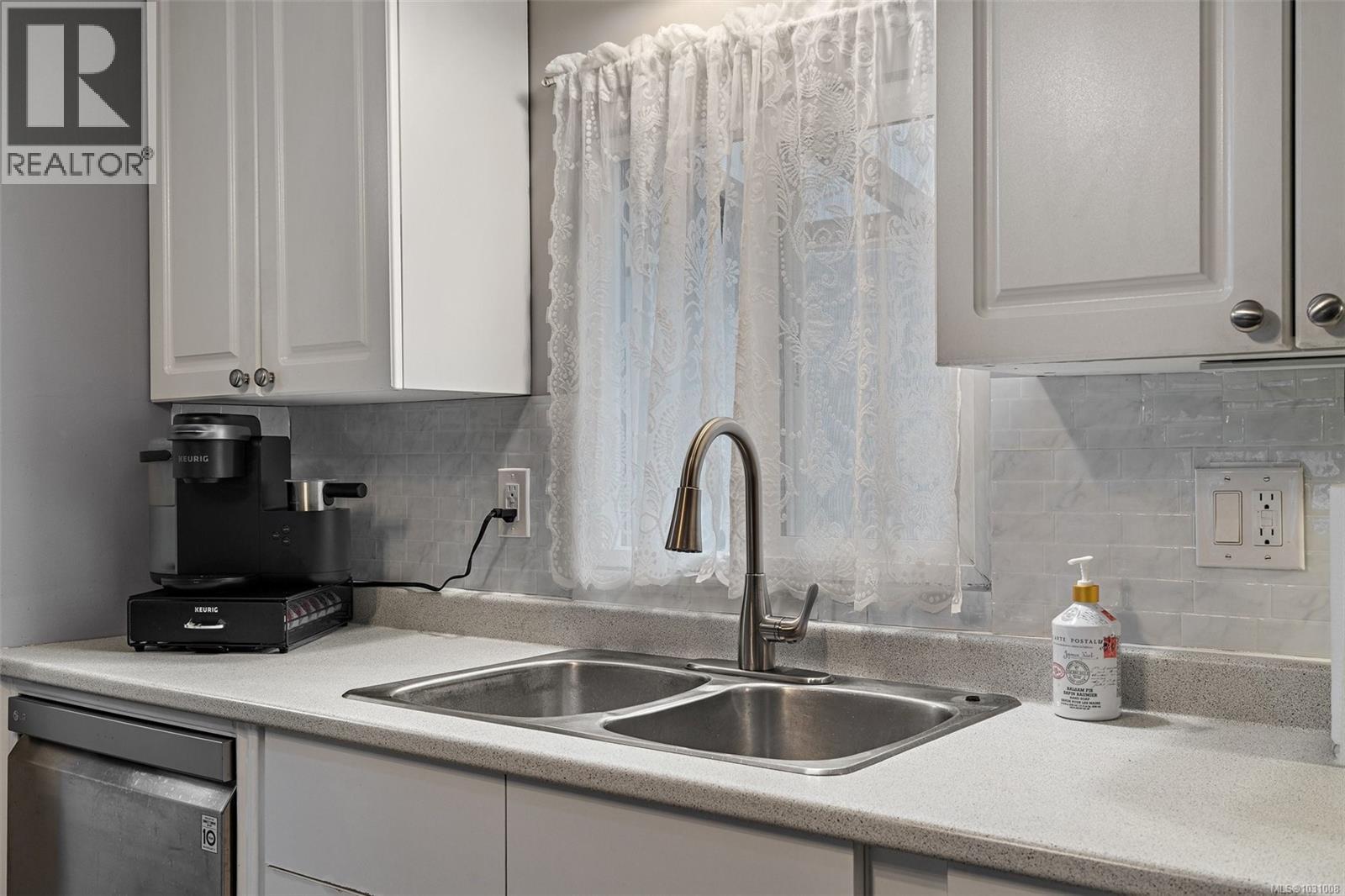 10 6947 Grant Road West, Sooke