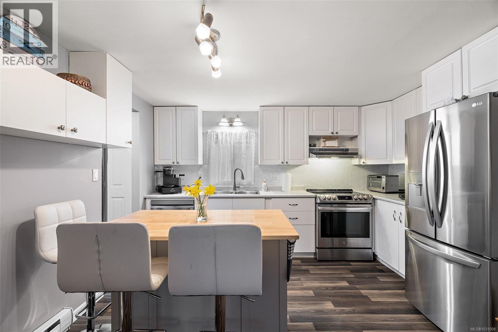 10 6947 Grant Road West, Sooke