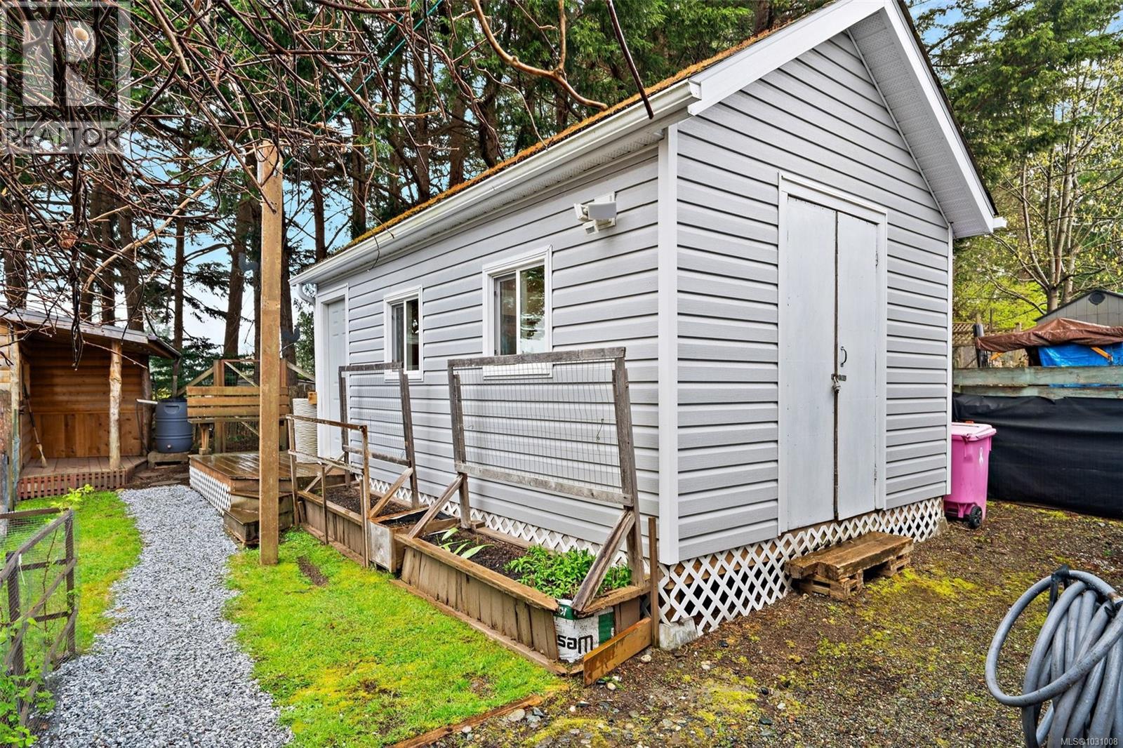 10 6947 Grant Road West, Sooke