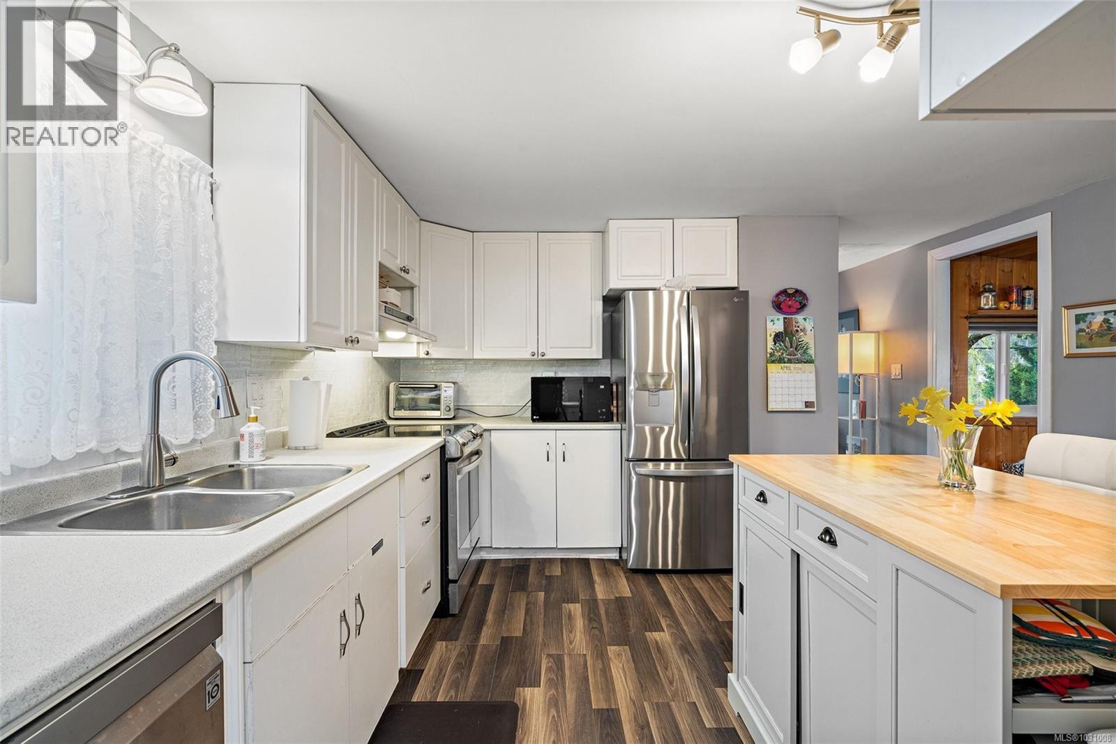 10 6947 Grant Road West, Sooke