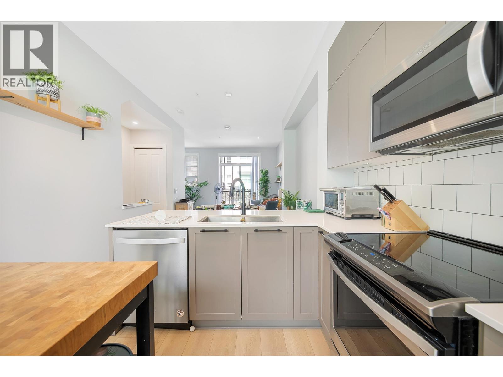 35 19696 HAMMOND ROAD, Pitt Meadows