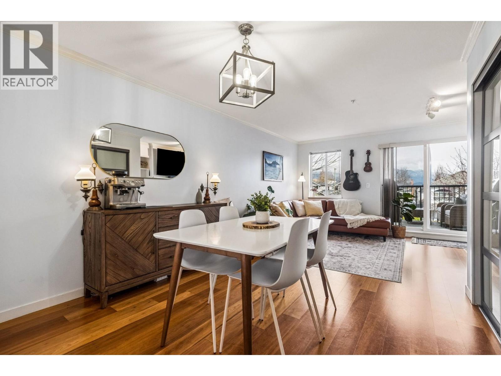 113 4238 ALBERT STREET, Burnaby