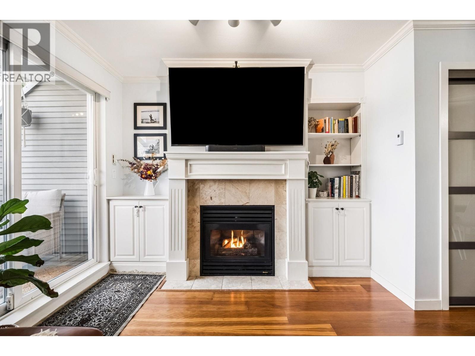 113 4238 ALBERT STREET, Burnaby