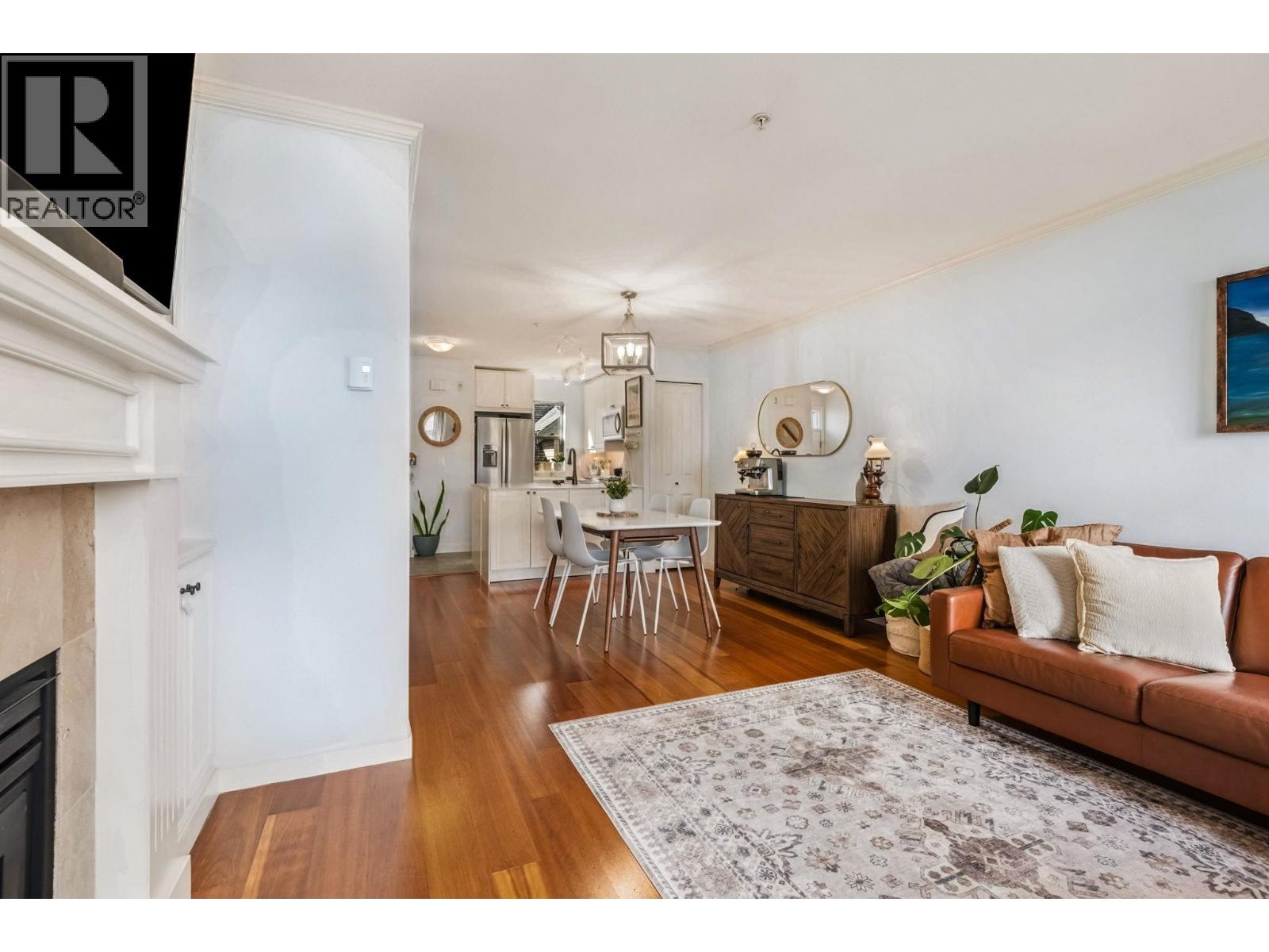 113 4238 ALBERT STREET, Burnaby