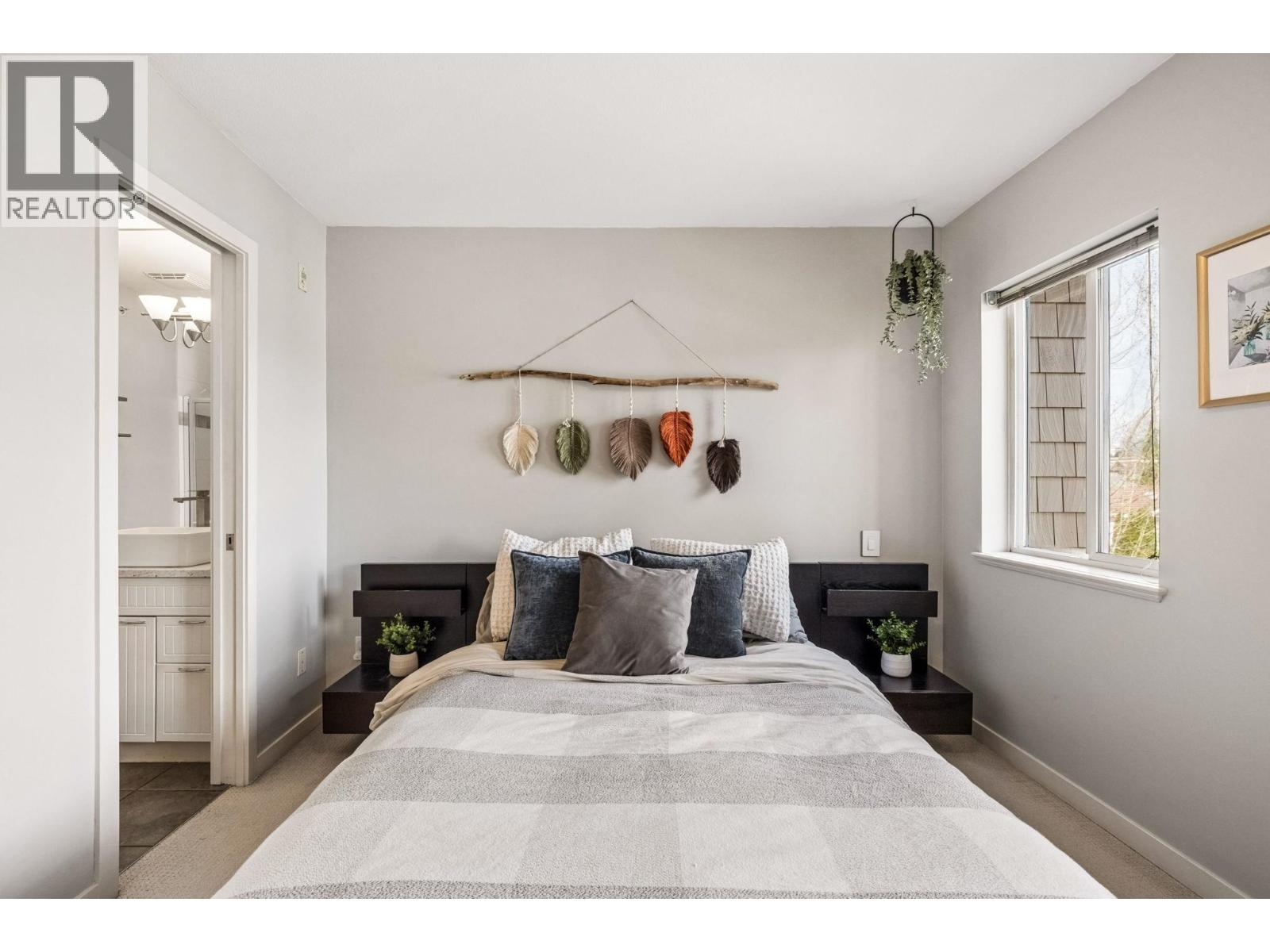 113 4238 ALBERT STREET, Burnaby