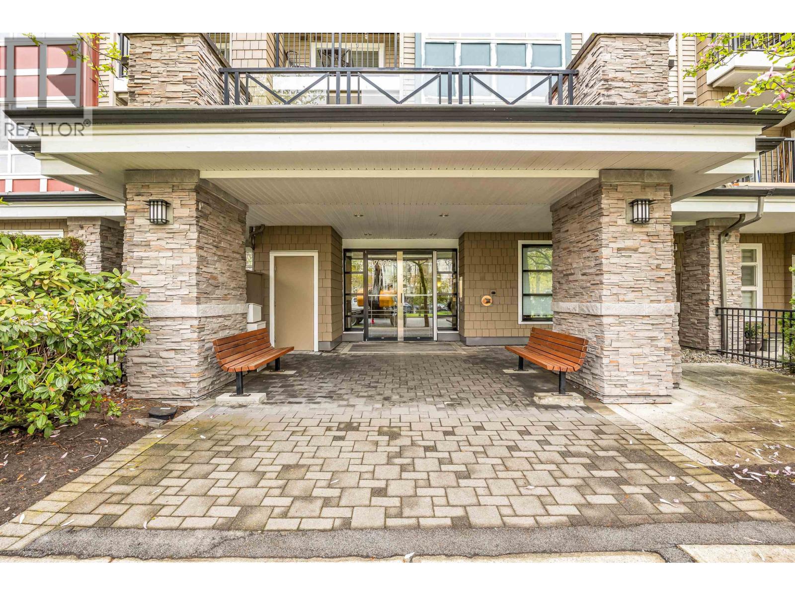 403 7088 MONT ROYAL SQUARE