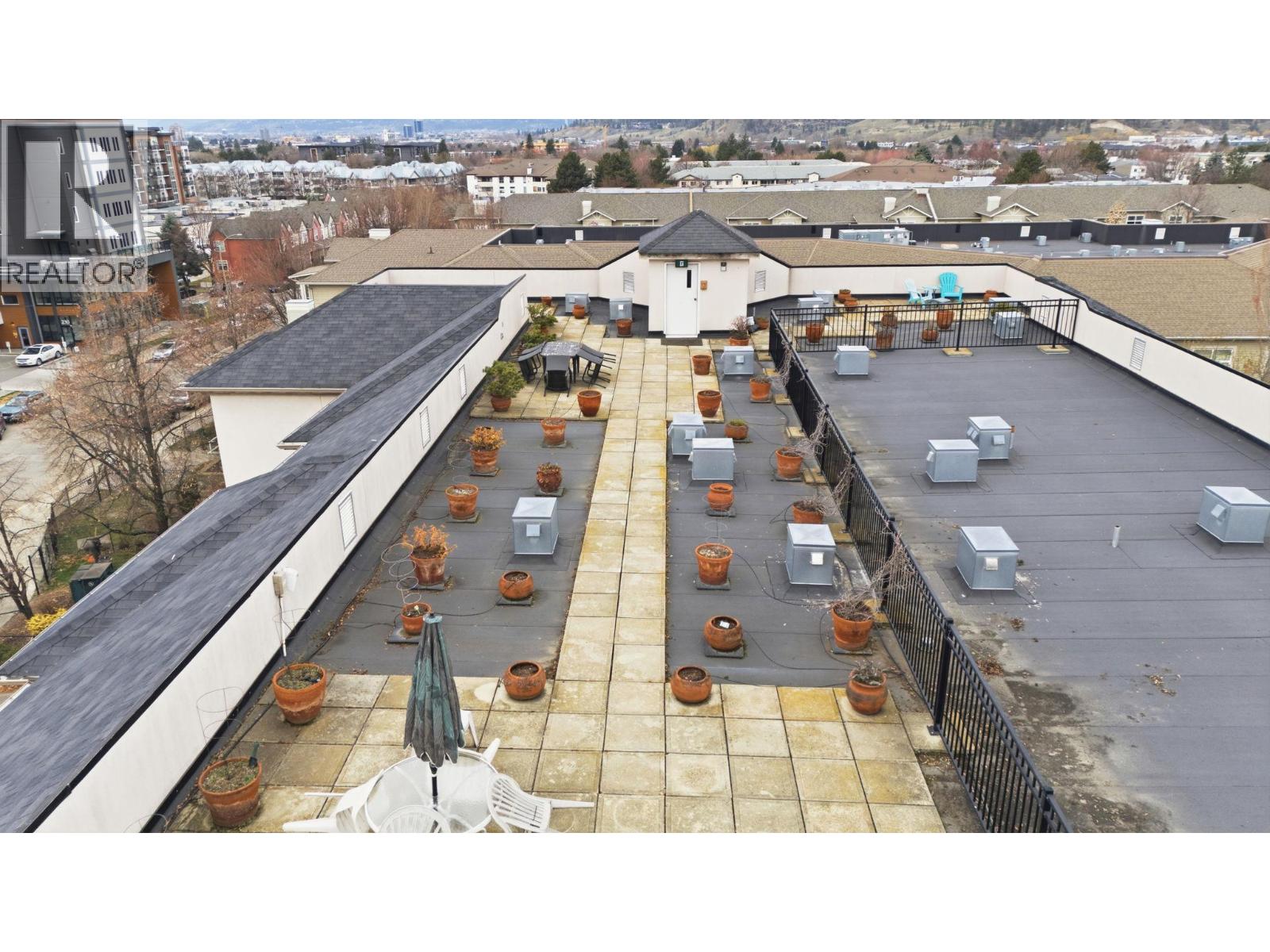 255 Aurora Crescent Unit# 103, Rutland