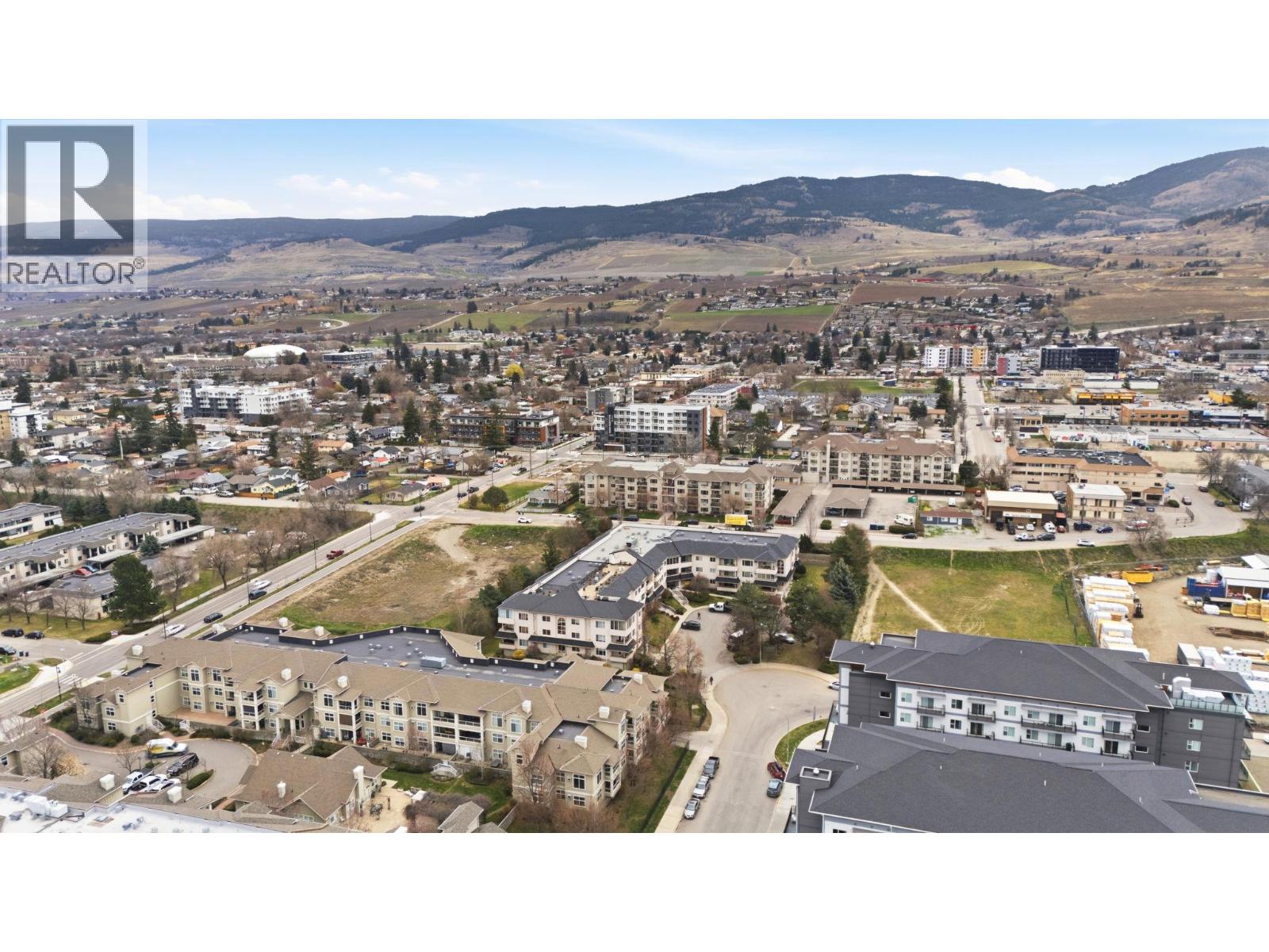 255 Aurora Crescent Unit# 103, Rutland