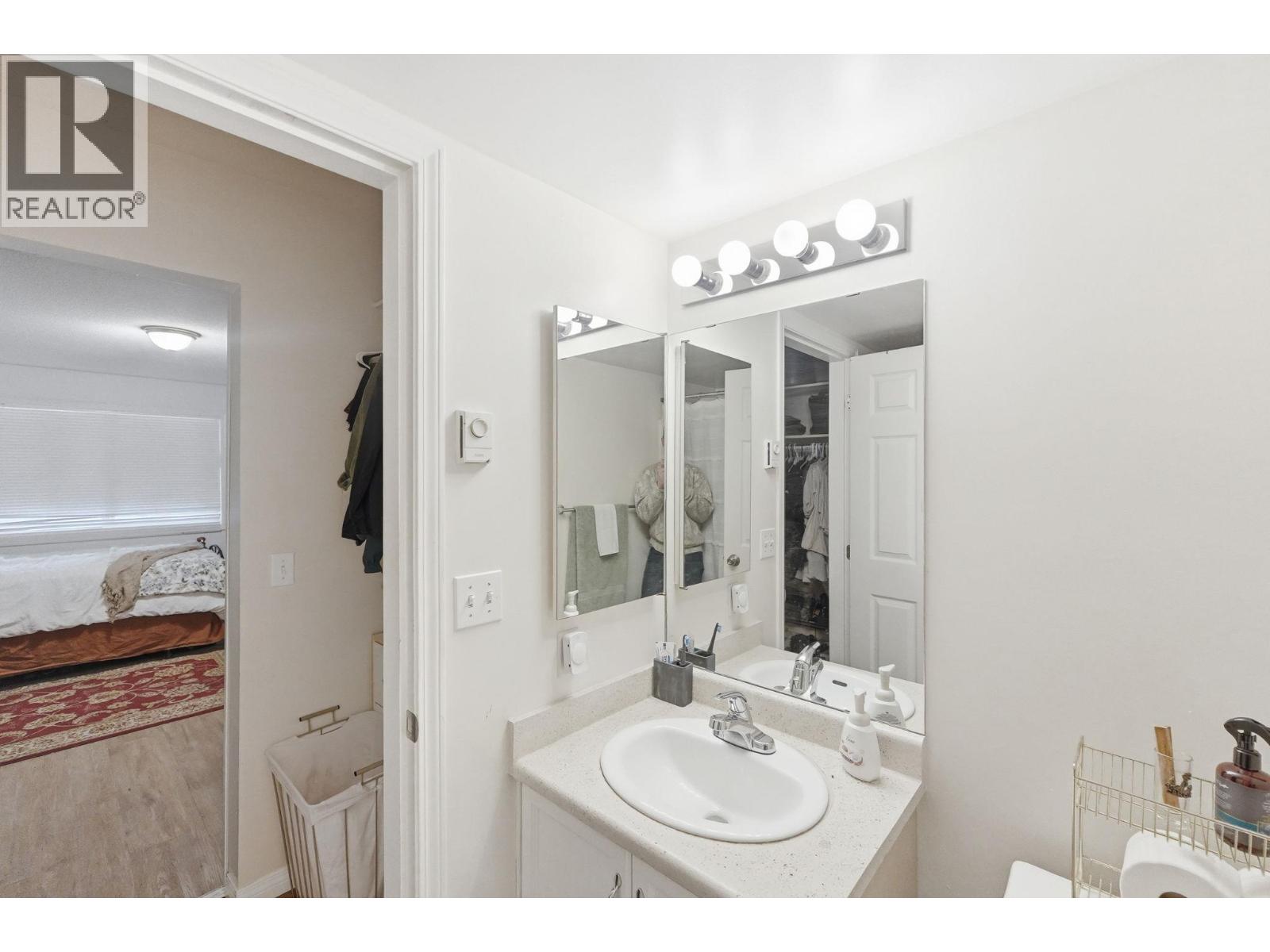 255 Aurora Crescent Unit# 103, Rutland