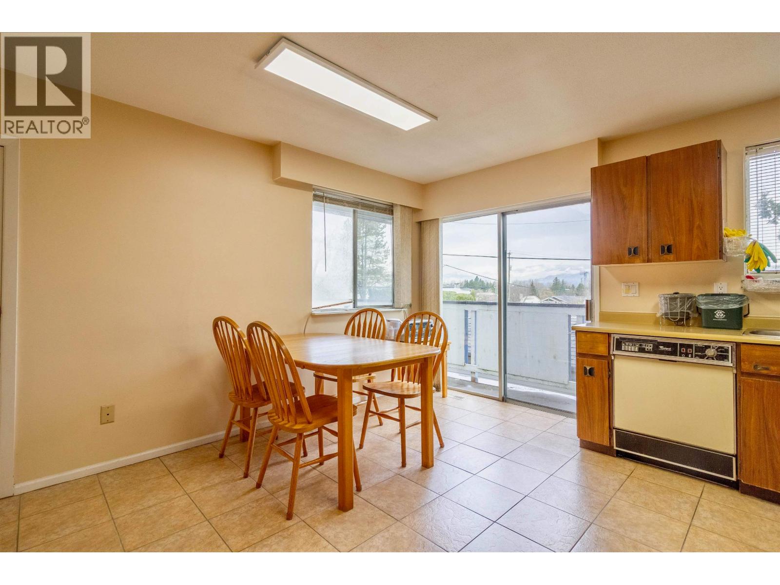 4645 CHARLOTTE COURT, Burnaby