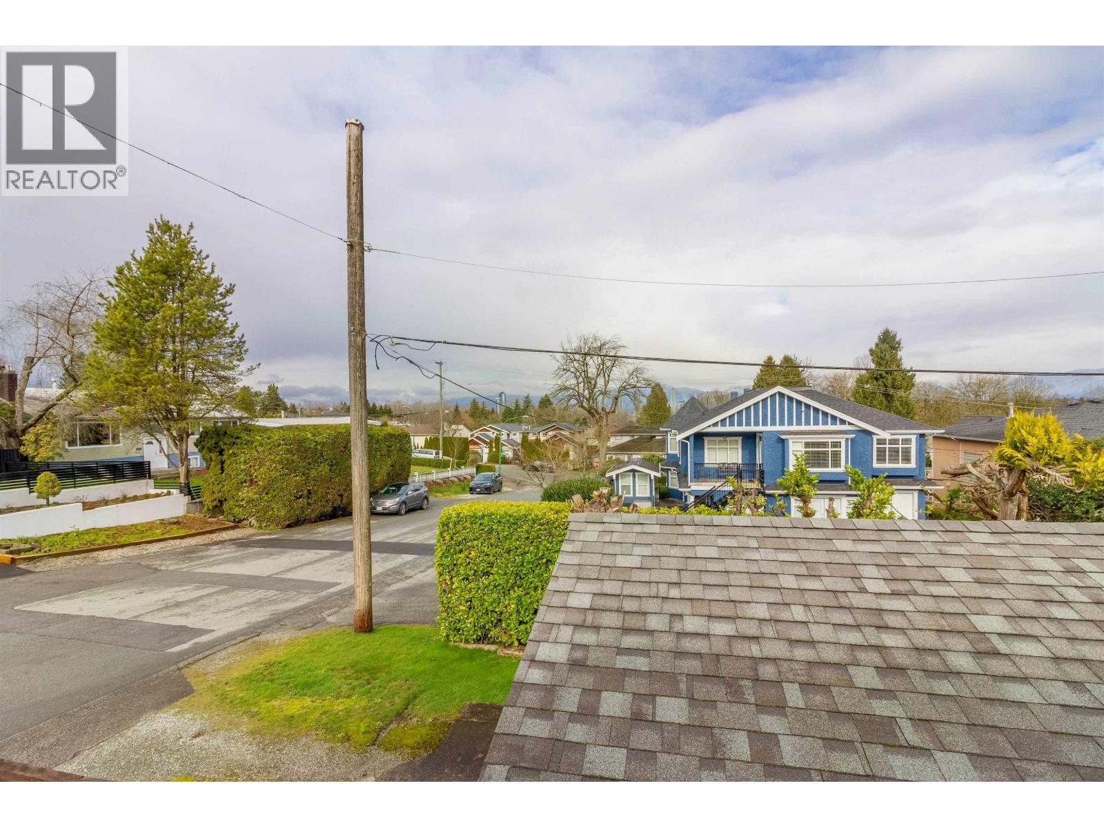 4645 CHARLOTTE COURT, Burnaby