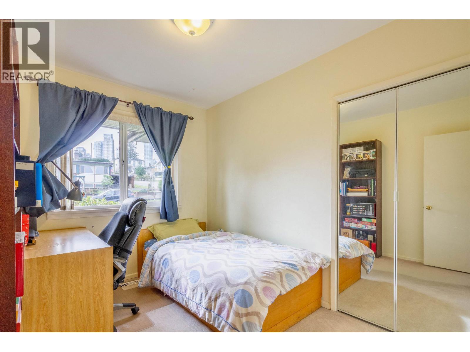 4645 CHARLOTTE COURT, Burnaby