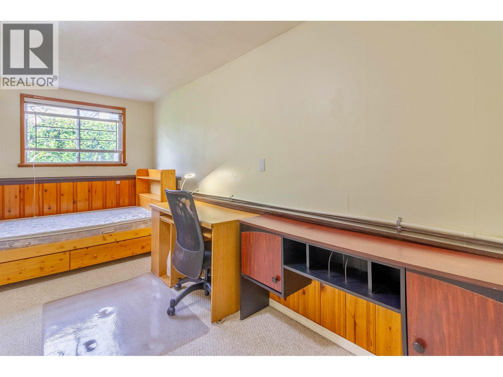 4645 CHARLOTTE COURT, Burnaby