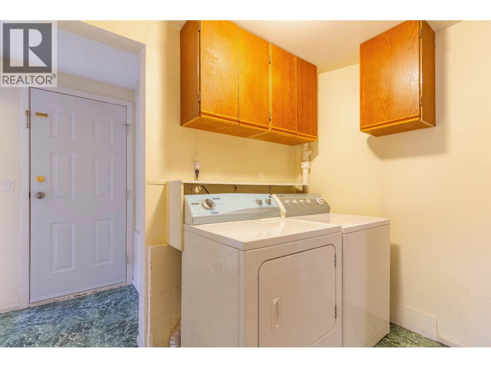 4645 CHARLOTTE COURT, Burnaby