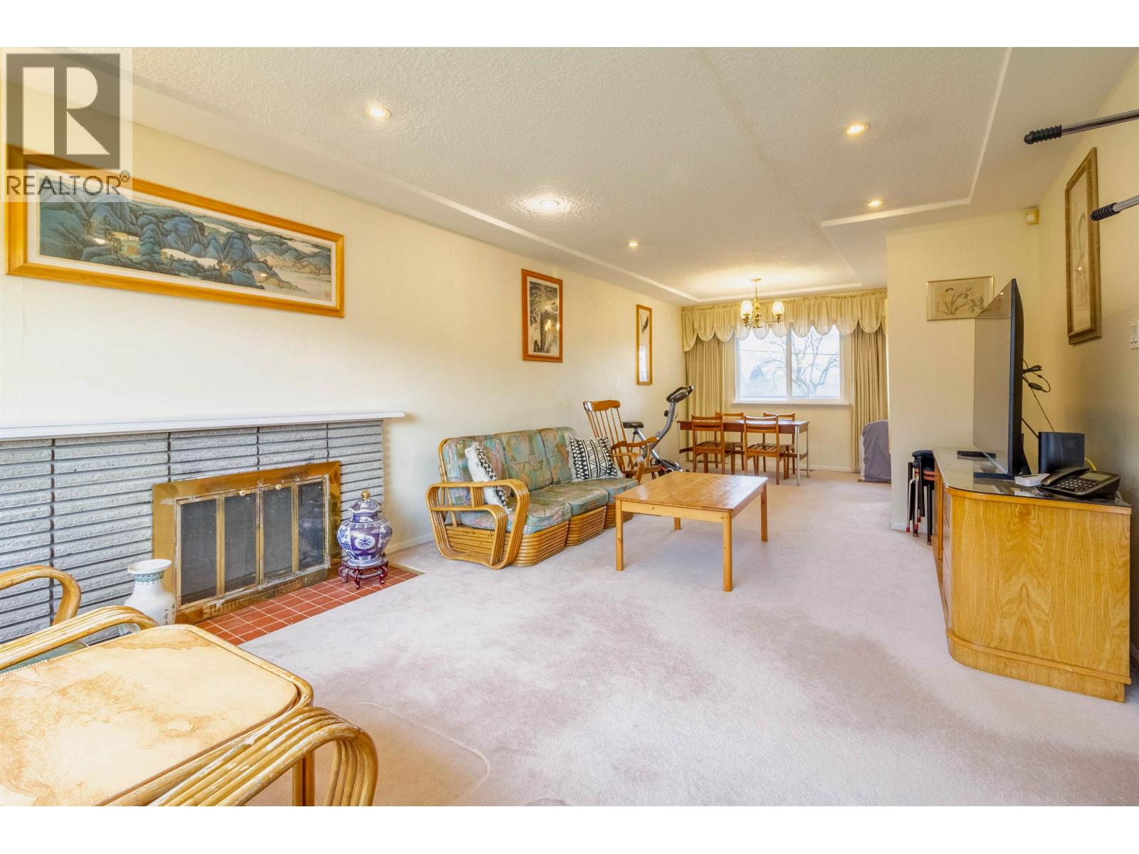 4645 CHARLOTTE COURT, Burnaby