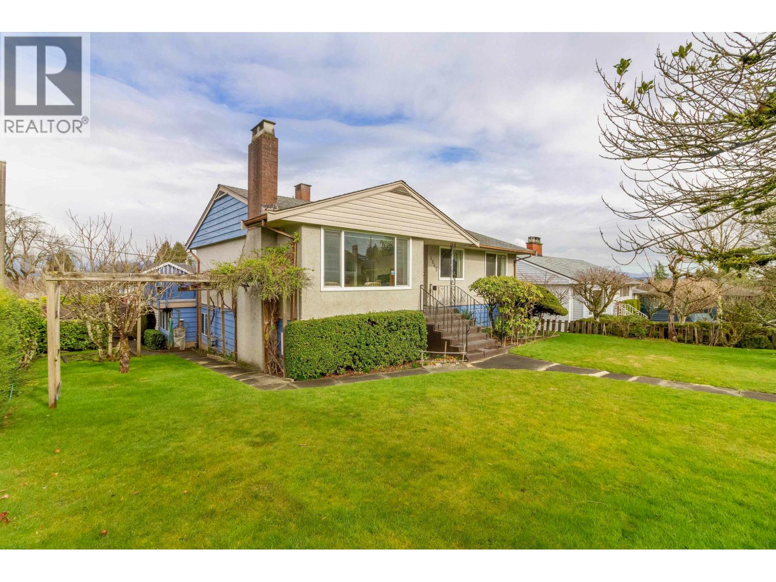 4645 CHARLOTTE COURT, Burnaby