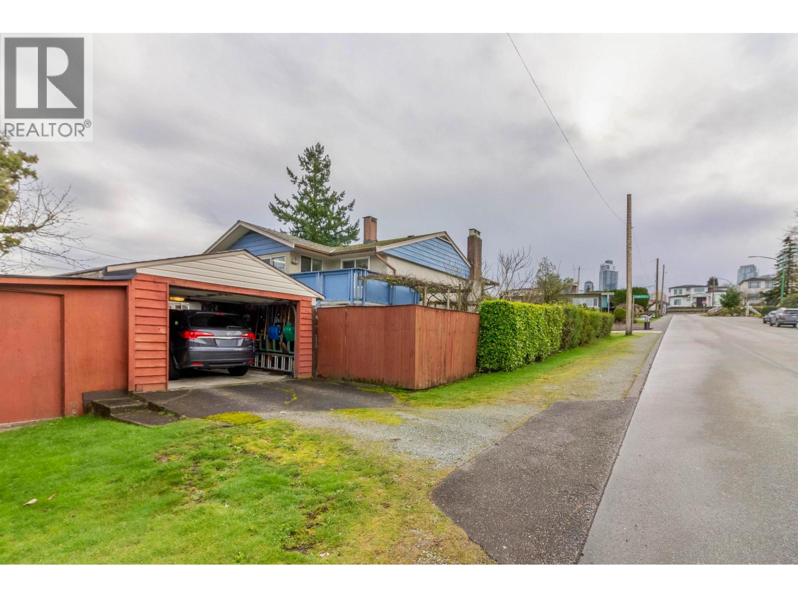 4645 CHARLOTTE COURT, Burnaby