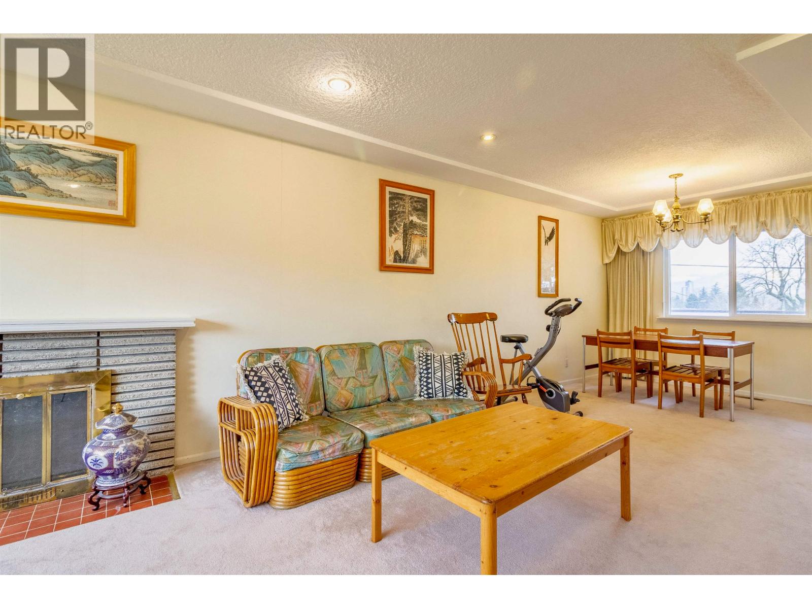 4645 CHARLOTTE COURT, Burnaby