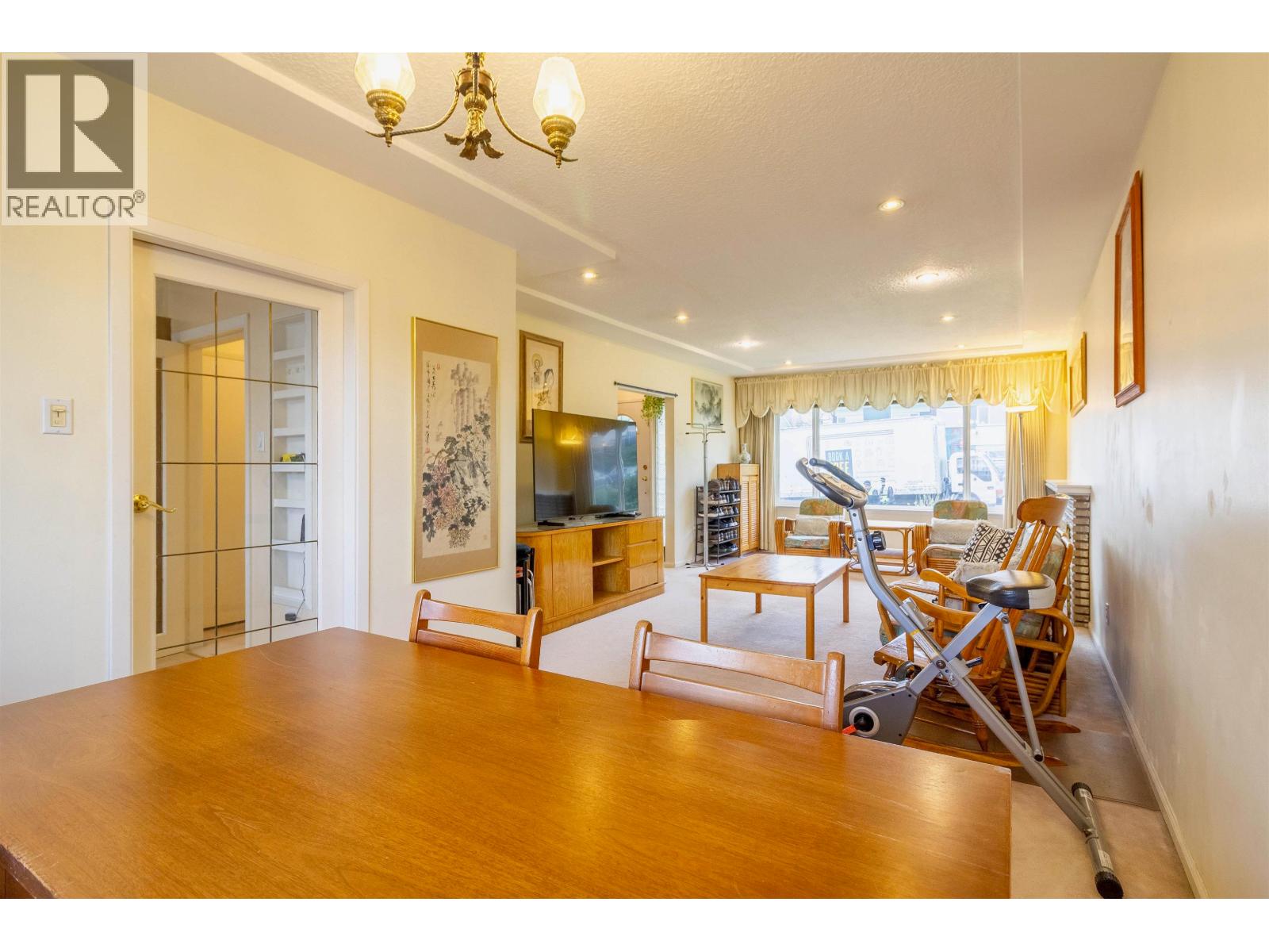 4645 CHARLOTTE COURT, Burnaby