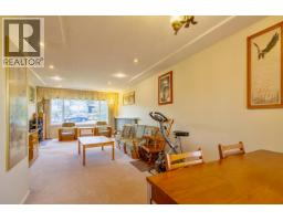 4645 Charlotte Court, Burnaby, BC V5G3V1 Photo 6