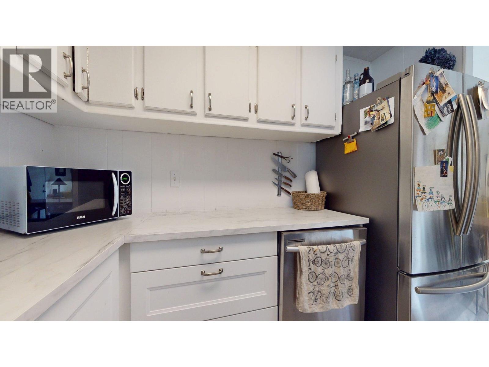 98 1830 MAMQUAM ROAD, Squamish