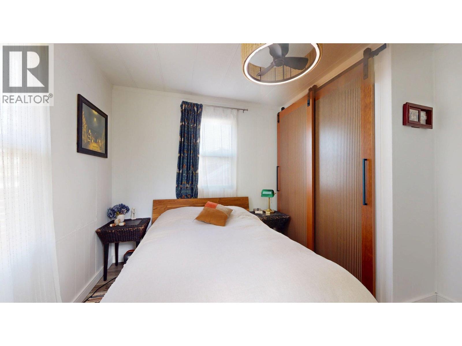 98 1830 MAMQUAM ROAD, Squamish